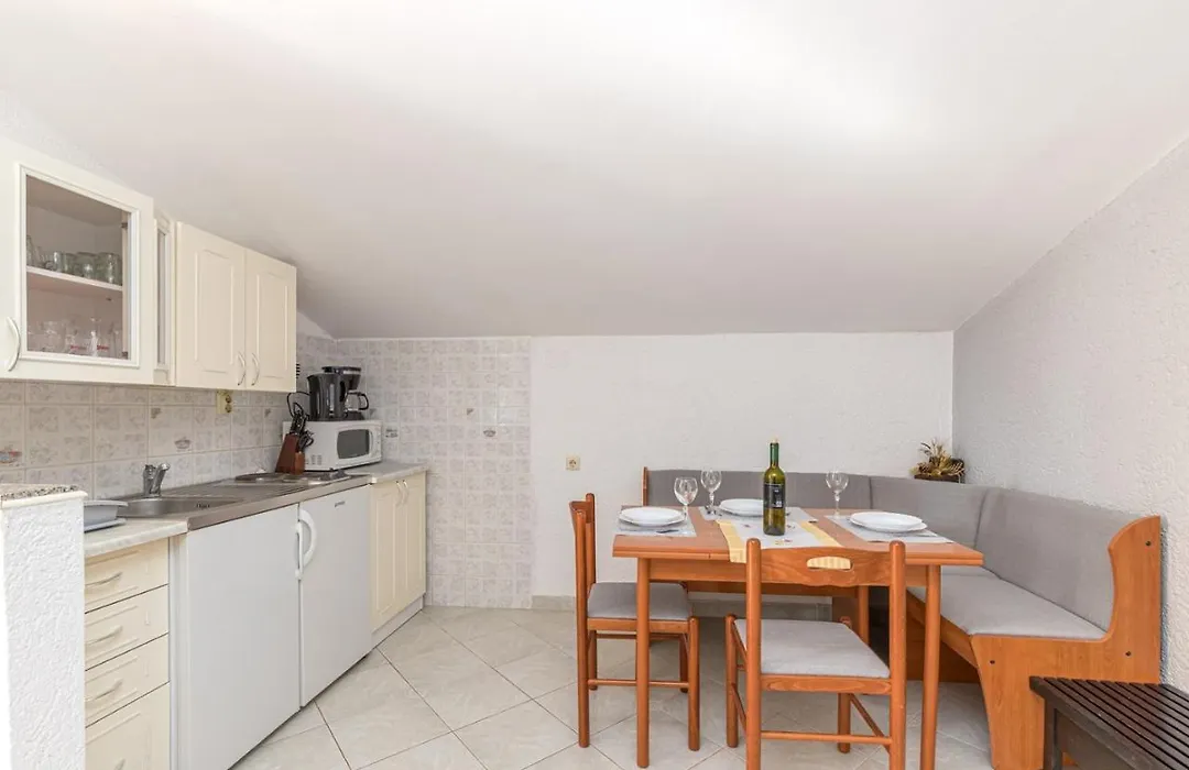 Apartment Slavko Cancini-1