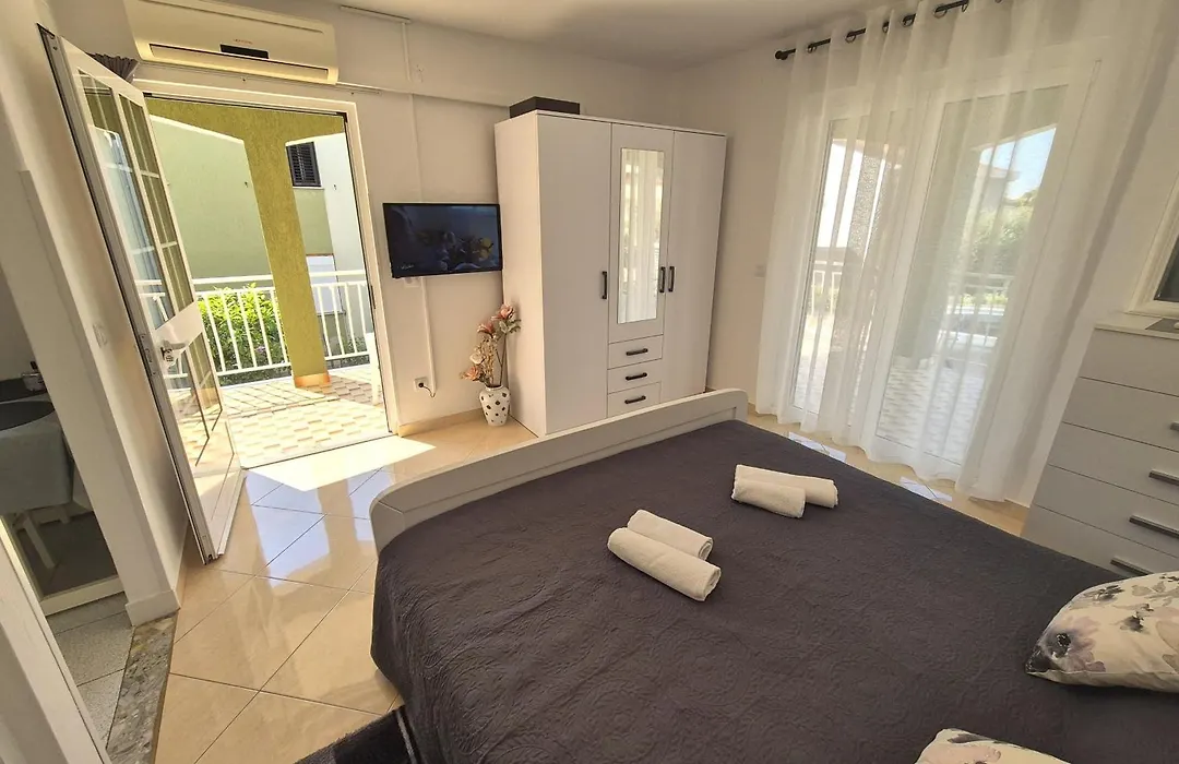 Apartments Sergggo - Top Location 5Minute Walk Beach, Strand, Spiaggia-1