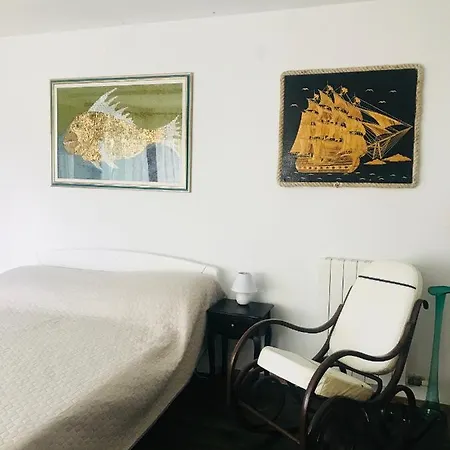 B. Ela Rooms-3