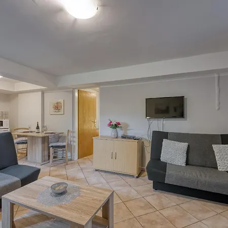 Apartment Complex Villa Dolce Maro Porec-2