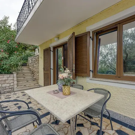 Apartment Complex Villa Dolce Maro Porec-3