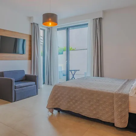 Maresole Beachfront Residence-2