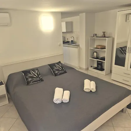 Apartments Sergggo - Top Location 5Minute Walk Beach, Strand, Spiaggia-3
